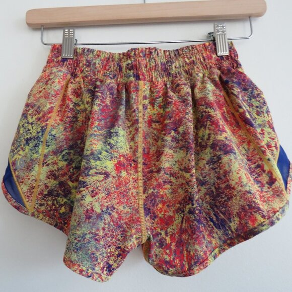 LULULEMON Seawheeze 2019 Hotty Hot Short 2.5" Multi Color - Size 6 - Picture 8 of 13